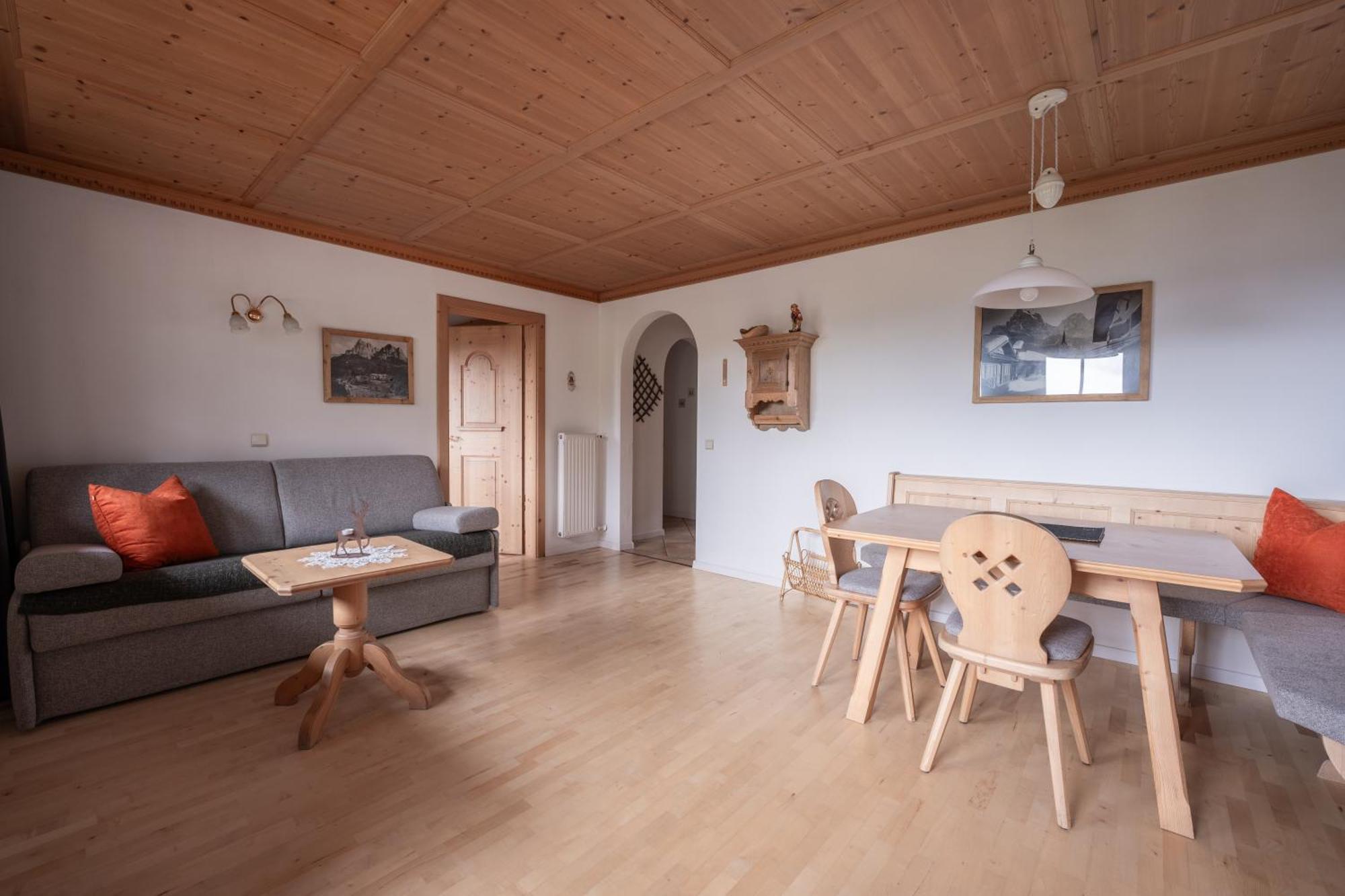 Residence Burghof Seis am Schlern Buitenkant foto