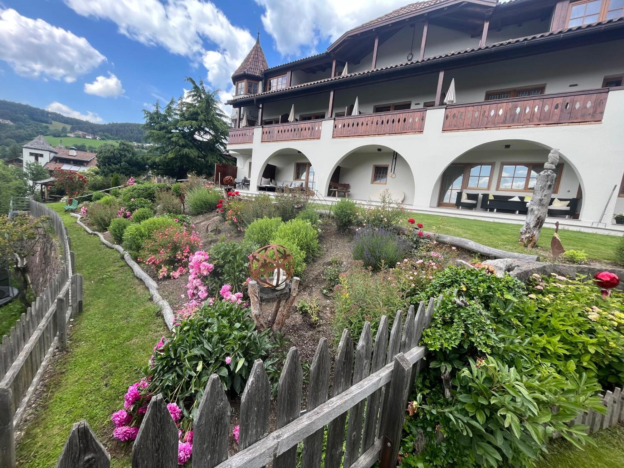 Residence Burghof Seis am Schlern Buitenkant foto